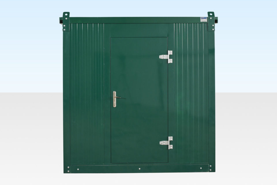 143-2m-Pack-Cabin-front-960x640-1