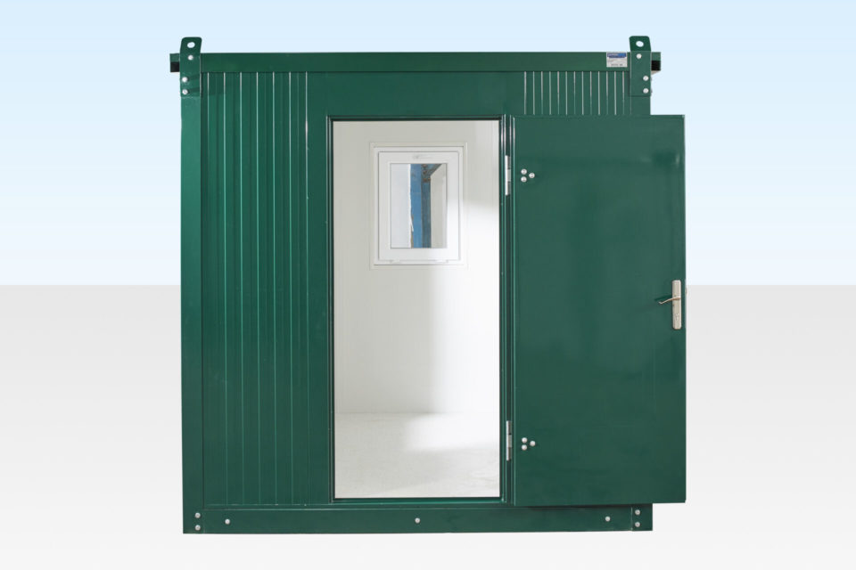 143-2m-Pack-Cabin-front-open-960x640-1