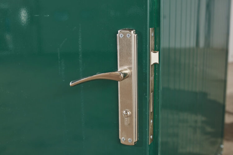 143-Portables-Day2-2.5.18-2m-Pack-Cabin-detail3-960x640-1-750x500