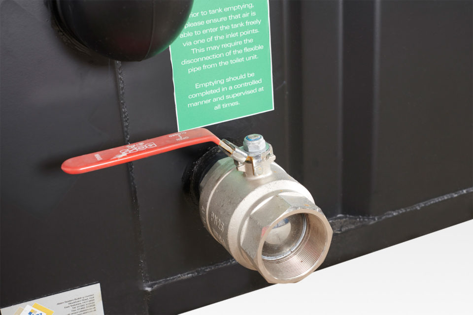 682-waste-tank-for-site-toilets-6-960x640-1
